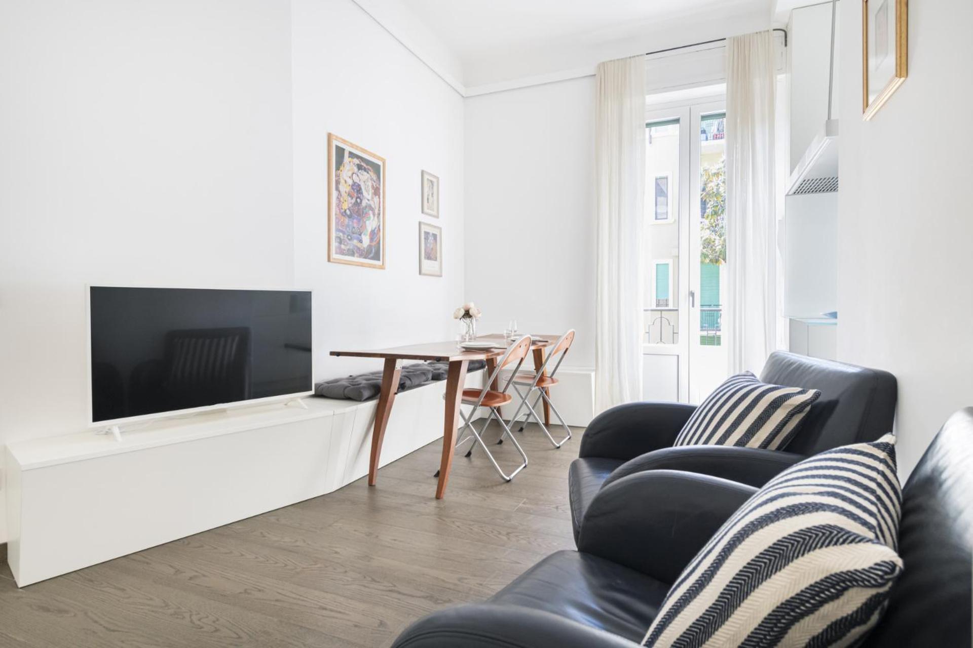 Apartment Easylife - Confortevole Con Balcone In Life Mailand